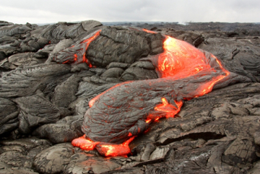 Solidificação da lava e formação do basalto