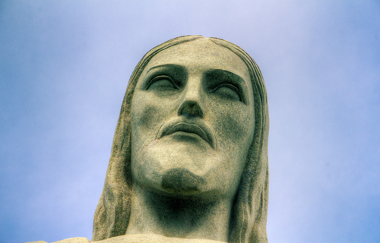 A estátua do Cristo Redentor foi revestida com pedra-sabão *