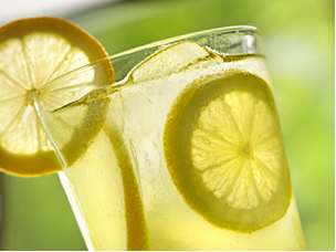 Título ou porcentagem de ácido cítrico presente em limonada