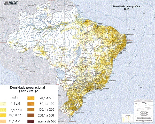 Mapa da densidade demográfica do Brasil. Áreas mais escuras indicam valores maiores *
