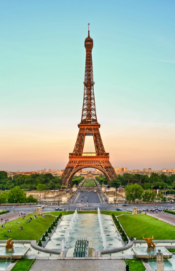 Torre Eiffel, importante ponto turístico francês